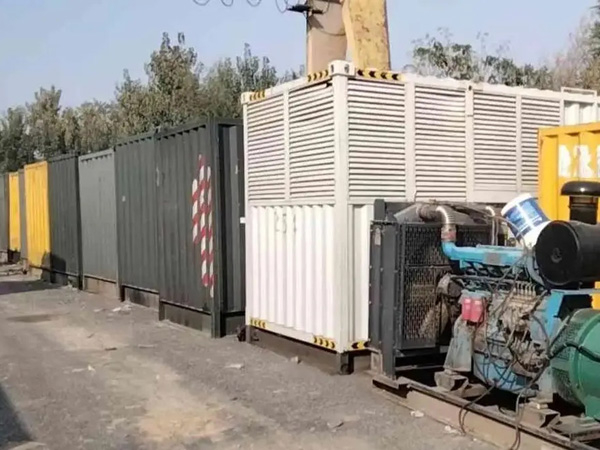 三沙200KW柴油发电机机组每小时油耗是多少？